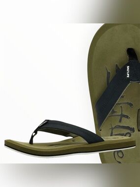 Salt Life Skiff Men’s Flip Flop Sandals Olive Black Size 9 NWT Beach